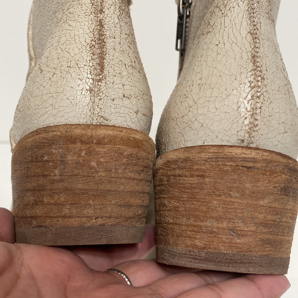 Frye Carson Piping Booties Off White Cream Distressed Color - Picture 6 of 17